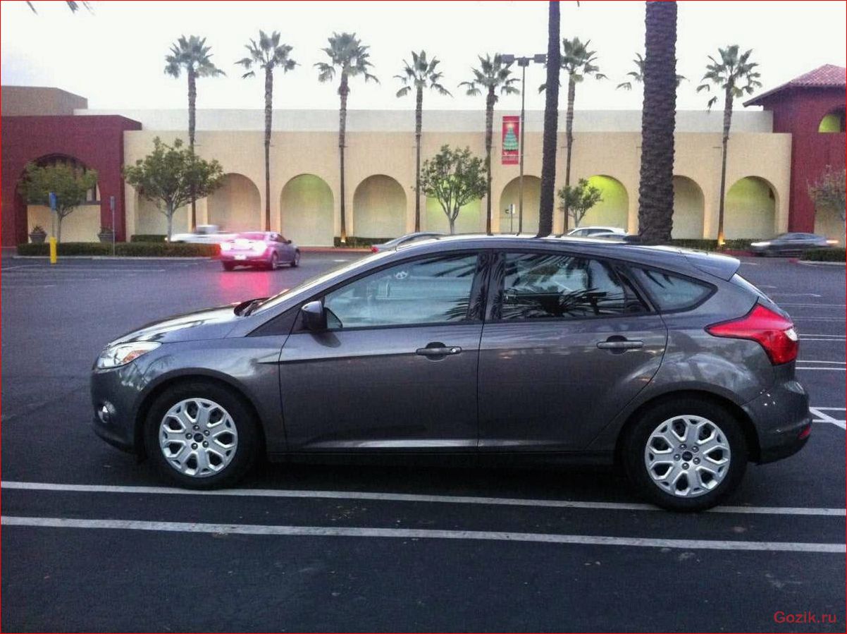 Хетчбек Ford Focus 2012 хетчбек, ford, focus, 2012